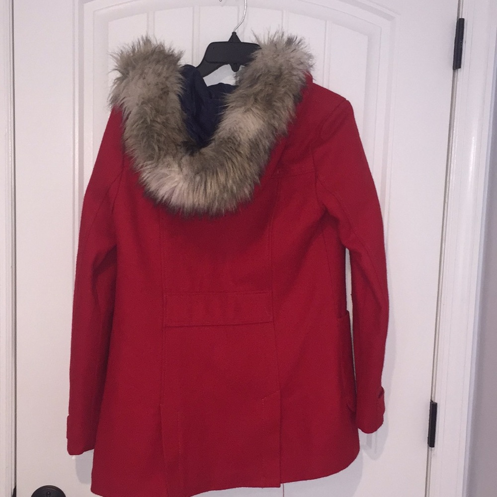 Red Coat - image 3